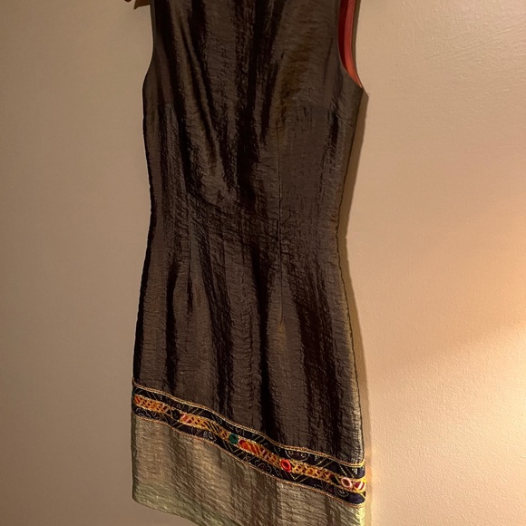 ABS by Allen Schwartz Sheath Dress W/ Cutout Back & Embellished Hem - Size 4 - Picture 2 of 13